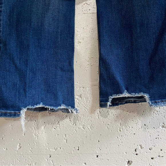 American Eagle Jeans - Picture 5 of 5